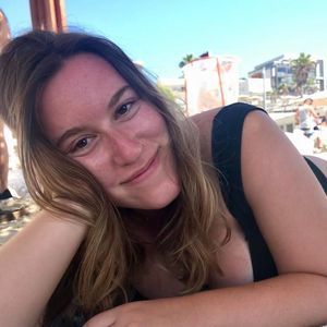 Meet your Posher, Alexandra